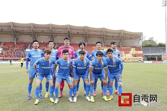 库里反思勇士近况：曾有机会提升，如今不确定性依旧